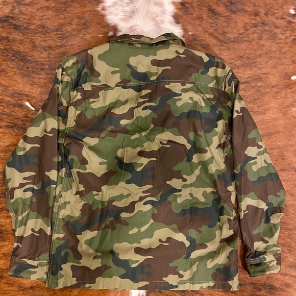 Obey Camo Overshirt - Picture 2 of 3